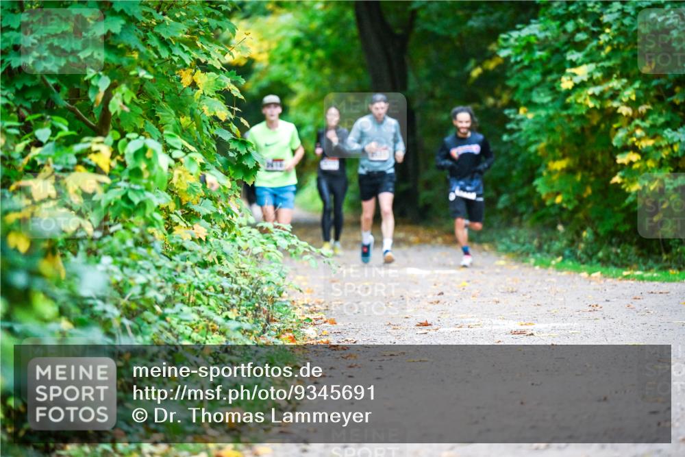 12.10.2025 - Bramfelder Halbmarathon 2025 Dr. Thomas Lammeyer http://msf.ph/oto/9345691 12.10.2025 10:17:10 Laufen 10043 meine-sportfotos.de