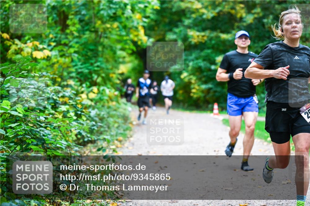 12.10.2025 - Bramfelder Halbmarathon 2025 Dr. Thomas Lammeyer http://msf.ph/oto/9345865 12.10.2025 10:17:47 Laufen  meine-sportfotos.de