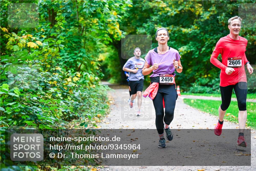 12.10.2025 - Bramfelder Halbmarathon 2025 Dr. Thomas Lammeyer http://msf.ph/oto/9345964 12.10.2025 10:18:04 Laufen 2207, 2459, 2605 meine-sportfotos.de
