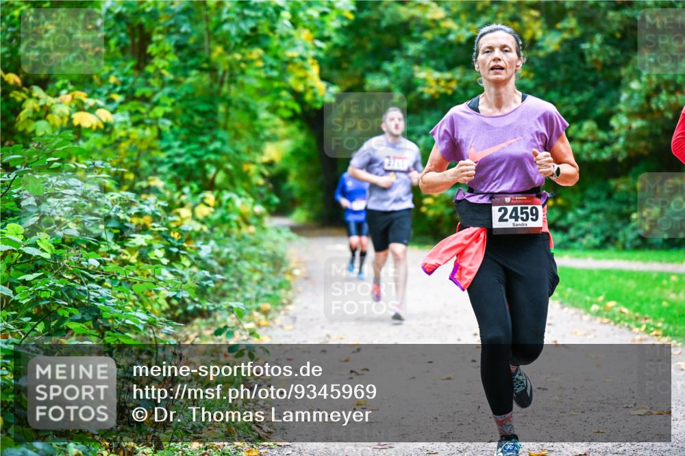 12.10.2025 - Bramfelder Halbmarathon 2025 Dr. Thomas Lammeyer http://msf.ph/oto/9345969 12.10.2025 10:18:04 Laufen 2459 meine-sportfotos.de