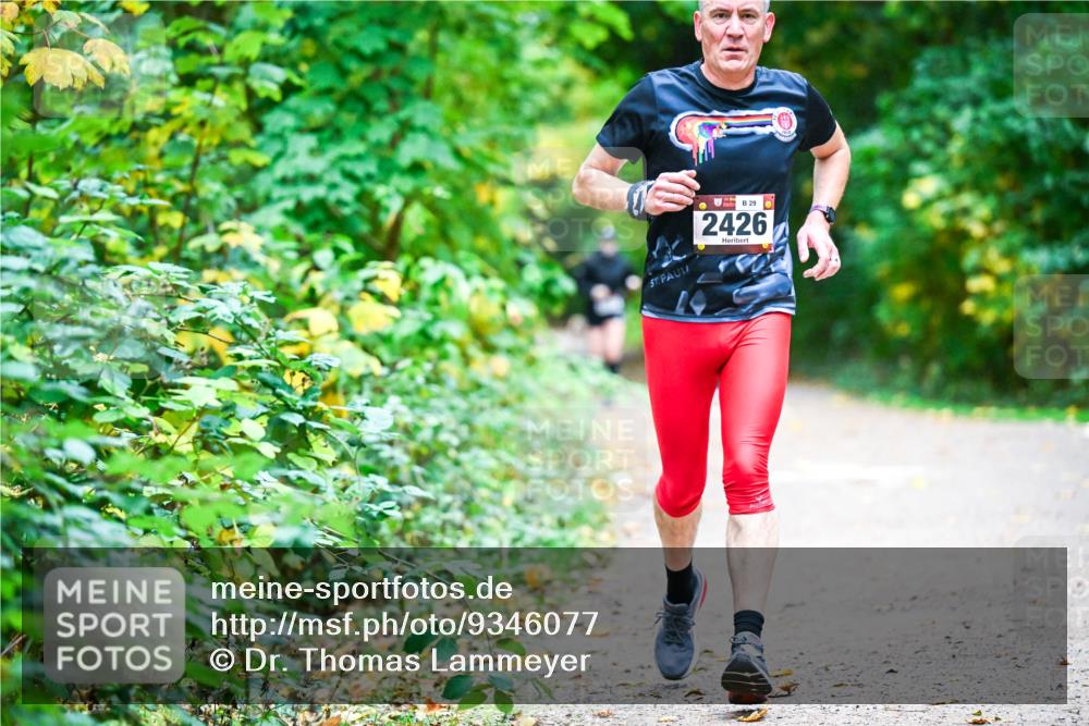 12.10.2025 - Bramfelder Halbmarathon 2025 Dr. Thomas Lammeyer http://msf.ph/oto/9346077 12.10.2025 10:18:39 Laufen 29, 2426 meine-sportfotos.de