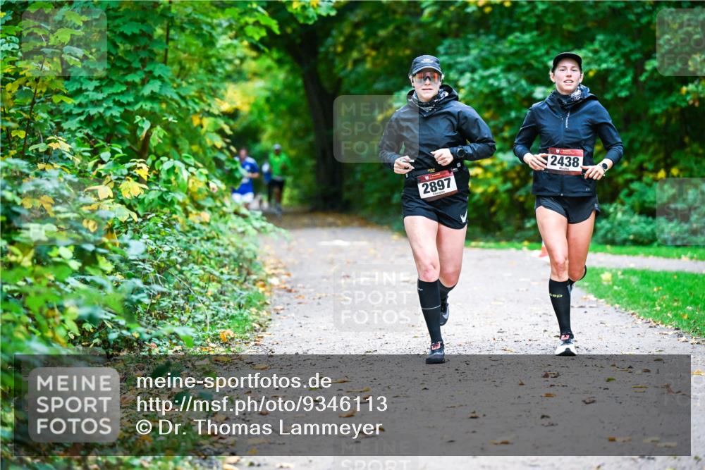 12.10.2025 - Bramfelder Halbmarathon 2025 Dr. Thomas Lammeyer http://msf.ph/oto/9346113 12.10.2025 10:18:47 Laufen 2897, 2438 meine-sportfotos.de