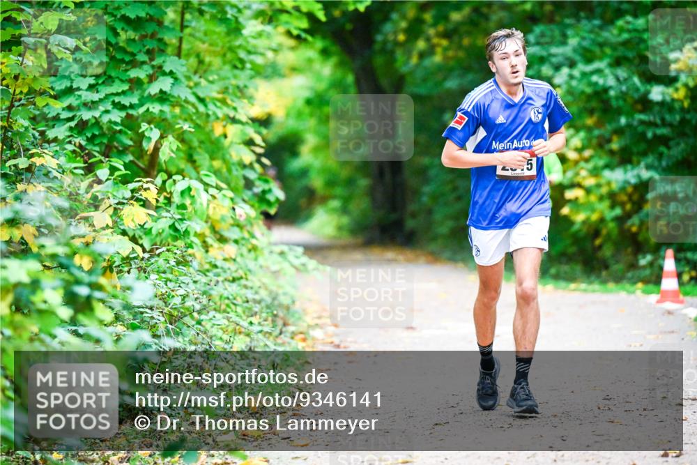 12.10.2025 - Bramfelder Halbmarathon 2025 Dr. Thomas Lammeyer http://msf.ph/oto/9346141 12.10.2025 10:18:58 Laufen  meine-sportfotos.de