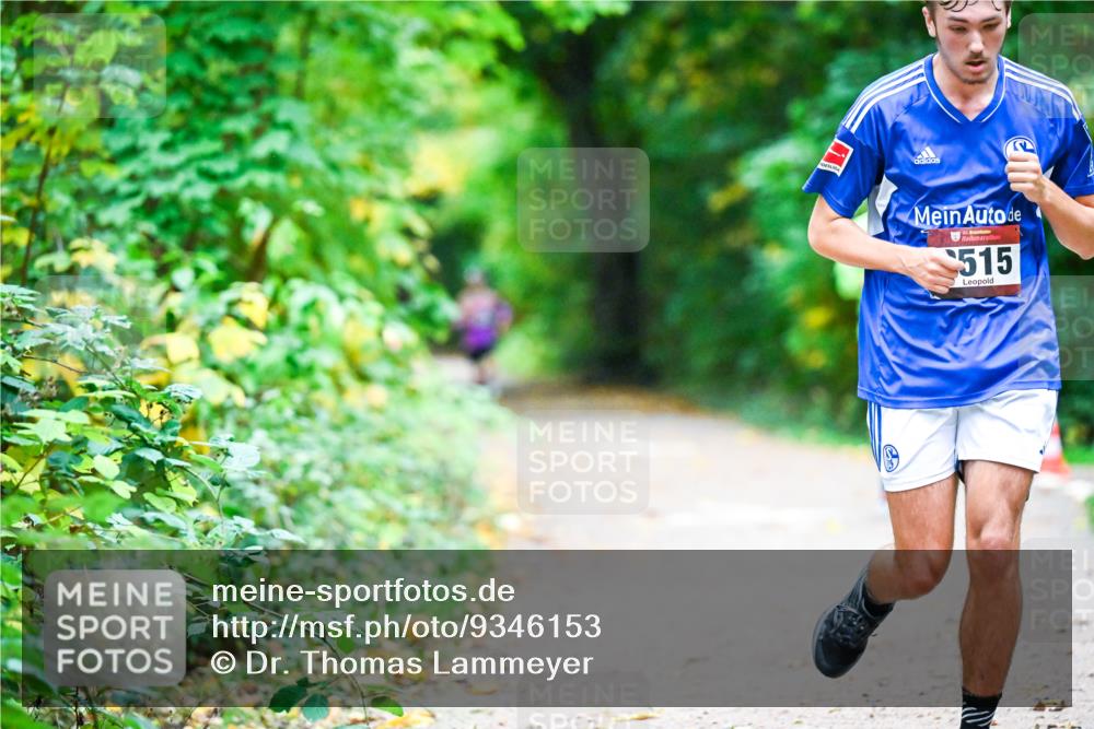 12.10.2025 - Bramfelder Halbmarathon 2025 Dr. Thomas Lammeyer http://msf.ph/oto/9346153 12.10.2025 10:18:59 Laufen 54, 515 meine-sportfotos.de