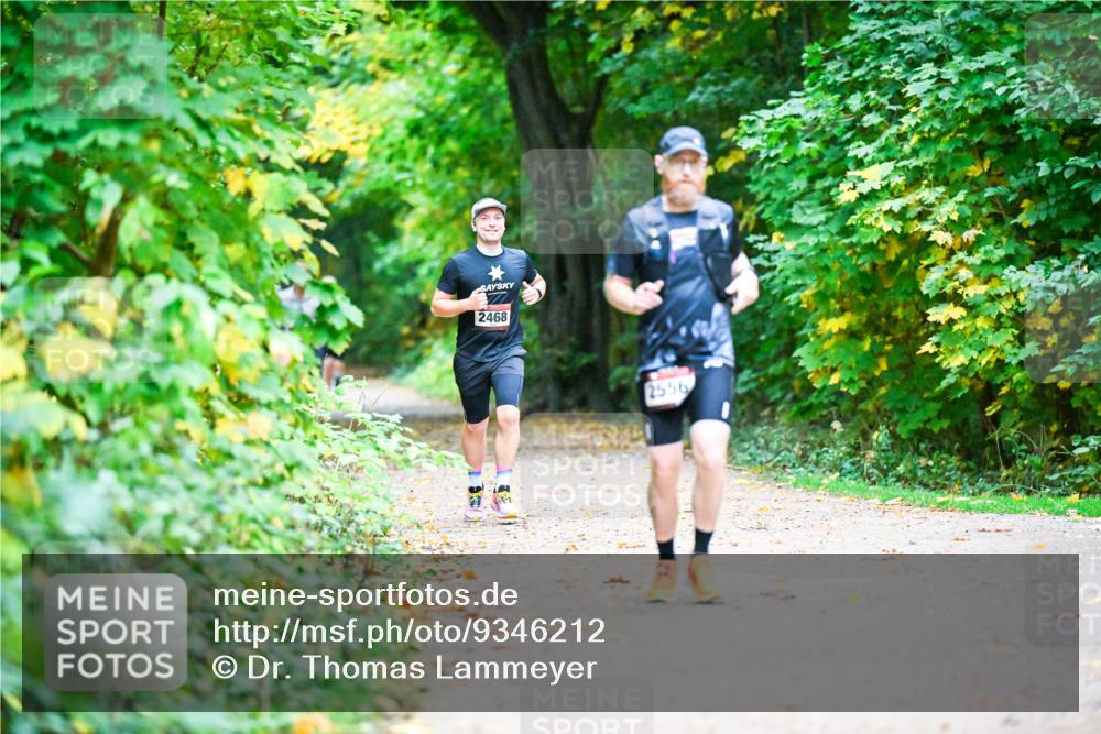 12.10.2025 - Bramfelder Halbmarathon 2025 Dr. Thomas Lammeyer http://msf.ph/oto/9346212 12.10.2025 10:19:16 Laufen 2468, 2556 meine-sportfotos.de