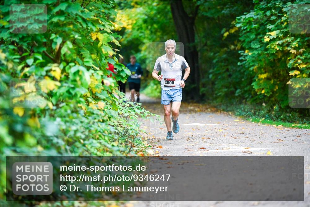 12.10.2025 - Bramfelder Halbmarathon 2025 Dr. Thomas Lammeyer http://msf.ph/oto/9346247 12.10.2025 10:19:26 Laufen 3000 meine-sportfotos.de