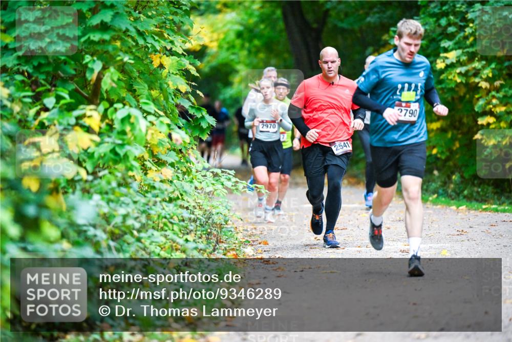 12.10.2025 - Bramfelder Halbmarathon 2025 Dr. Thomas Lammeyer http://msf.ph/oto/9346289 12.10.2025 10:19:37 Laufen 2970, 2541, 2225, 2790 meine-sportfotos.de