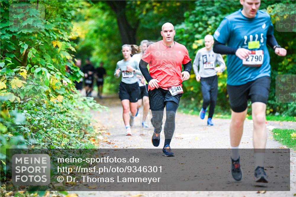12.10.2025 - Bramfelder Halbmarathon 2025 Dr. Thomas Lammeyer http://msf.ph/oto/9346301 12.10.2025 10:19:39 Laufen 2970, 2541, 2728, 2790 meine-sportfotos.de