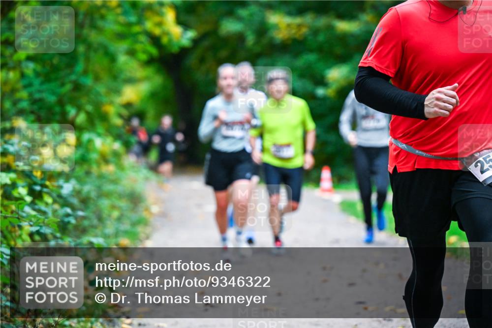 12.10.2025 - Bramfelder Halbmarathon 2025 Dr. Thomas Lammeyer http://msf.ph/oto/9346322 12.10.2025 10:19:43 Laufen 25 meine-sportfotos.de