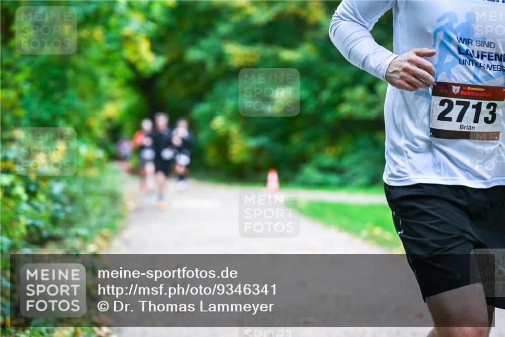 12.10.2025 - Bramfelder Halbmarathon 2025 Dr. Thomas Lammeyer http://msf.ph/oto/9346341 12.10.2025 10:19:47 Laufen 34, 2713 meine-sportfotos.de