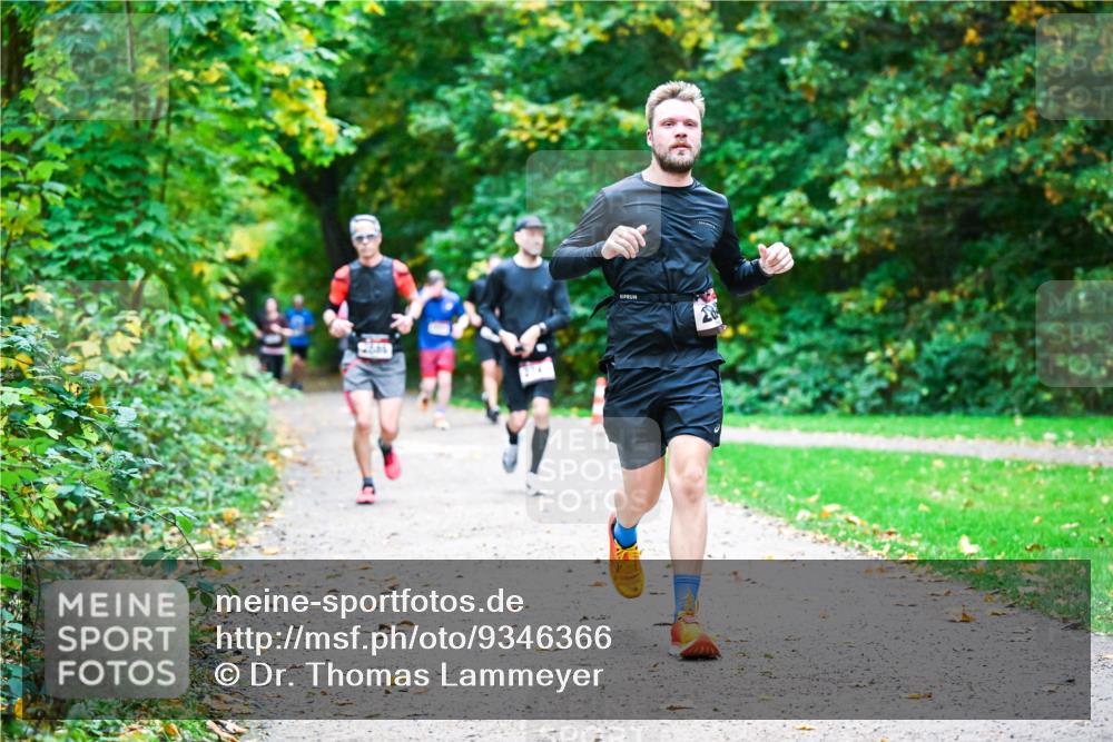 12.10.2025 - Bramfelder Halbmarathon 2025 Dr. Thomas Lammeyer http://msf.ph/oto/9346366 12.10.2025 10:19:52 Laufen  meine-sportfotos.de