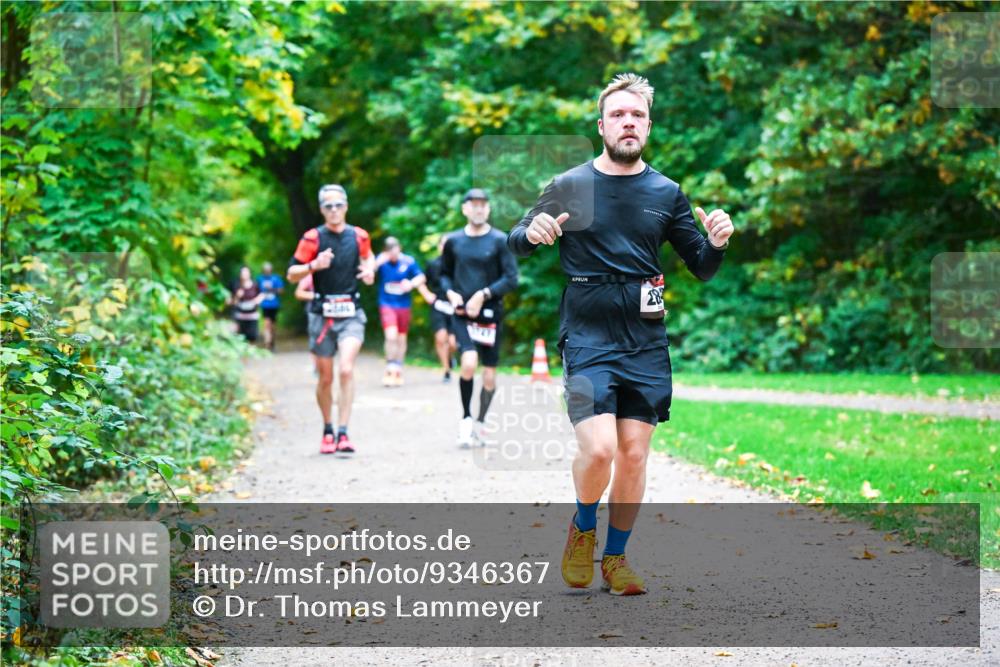 12.10.2025 - Bramfelder Halbmarathon 2025 Dr. Thomas Lammeyer http://msf.ph/oto/9346367 12.10.2025 10:19:52 Laufen  meine-sportfotos.de