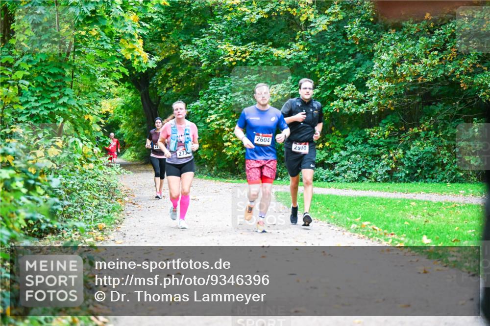 12.10.2025 - Bramfelder Halbmarathon 2025 Dr. Thomas Lammeyer http://msf.ph/oto/9346396 12.10.2025 10:19:57 Laufen 27, 273, 2604, 2910 meine-sportfotos.de