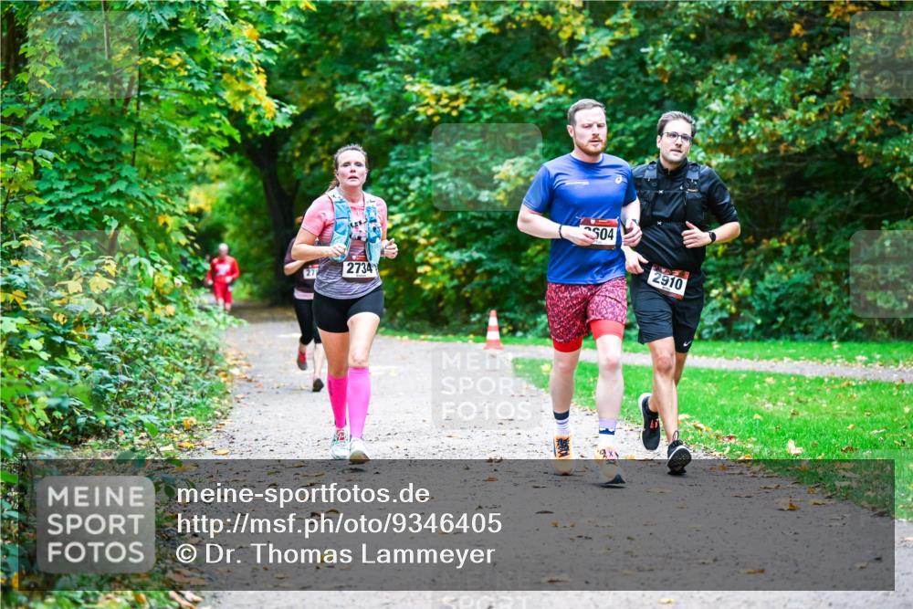 12.10.2025 - Bramfelder Halbmarathon 2025 Dr. Thomas Lammeyer http://msf.ph/oto/9346405 12.10.2025 10:19:58 Laufen 27, 2734, 504, 2910 meine-sportfotos.de