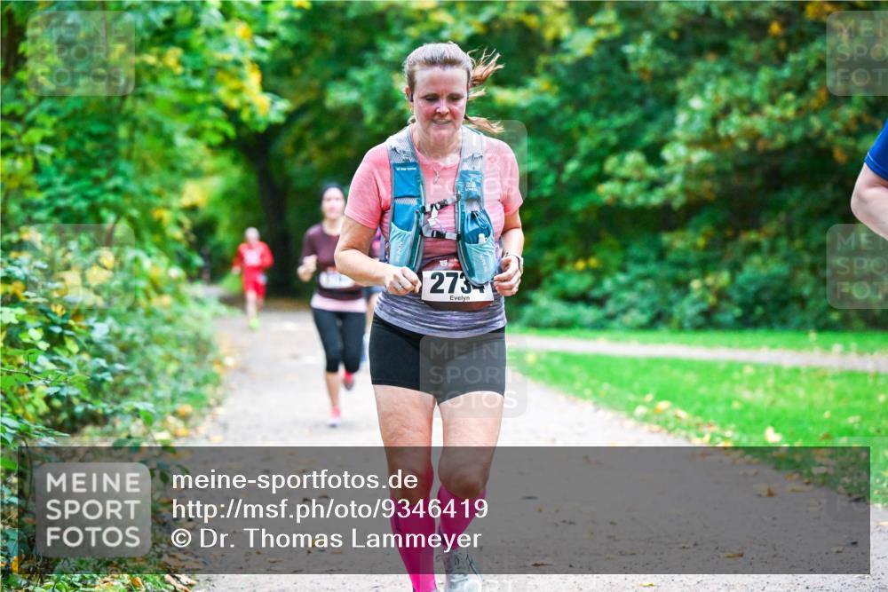 12.10.2025 - Bramfelder Halbmarathon 2025 Dr. Thomas Lammeyer http://msf.ph/oto/9346419 12.10.2025 10:20:00 Laufen 273 meine-sportfotos.de