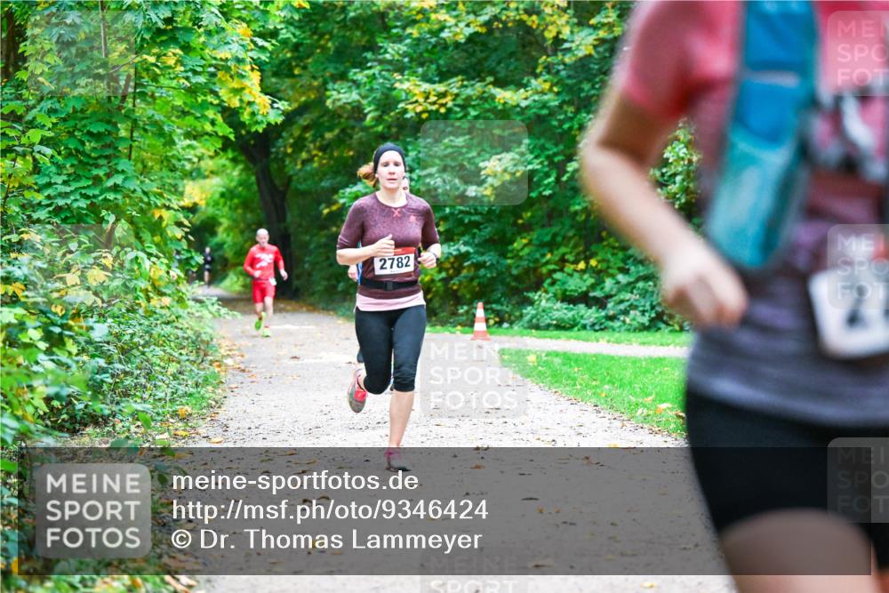 12.10.2025 - Bramfelder Halbmarathon 2025 Dr. Thomas Lammeyer http://msf.ph/oto/9346424 12.10.2025 10:20:01 Laufen 2782, 2 meine-sportfotos.de