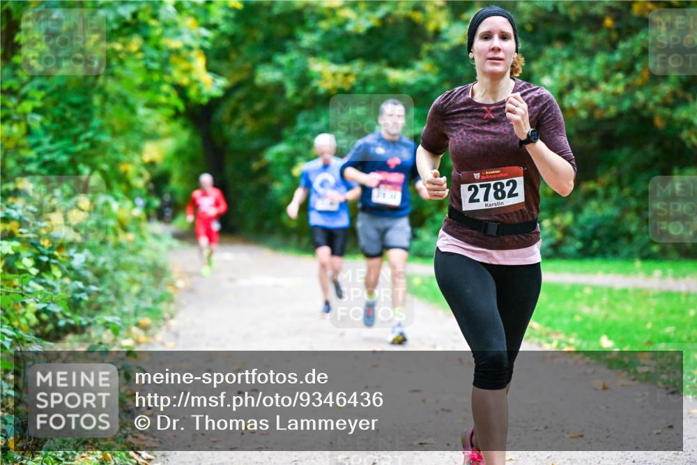 12.10.2025 - Bramfelder Halbmarathon 2025 Dr. Thomas Lammeyer http://msf.ph/oto/9346436 12.10.2025 10:20:03 Laufen 2782 meine-sportfotos.de