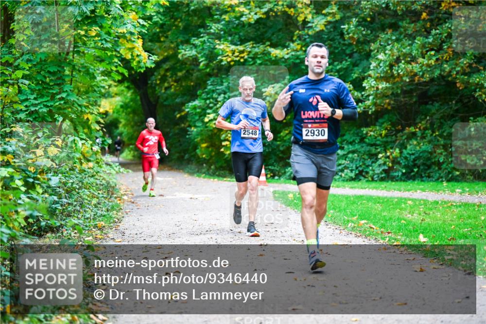 12.10.2025 - Bramfelder Halbmarathon 2025 Dr. Thomas Lammeyer http://msf.ph/oto/9346440 12.10.2025 10:20:04 Laufen 2548, 2930 meine-sportfotos.de
