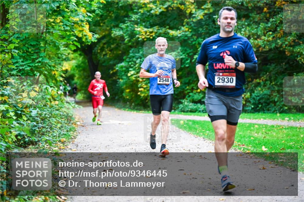 12.10.2025 - Bramfelder Halbmarathon 2025 Dr. Thomas Lammeyer http://msf.ph/oto/9346445 12.10.2025 10:20:04 Laufen 2548, 2930 meine-sportfotos.de