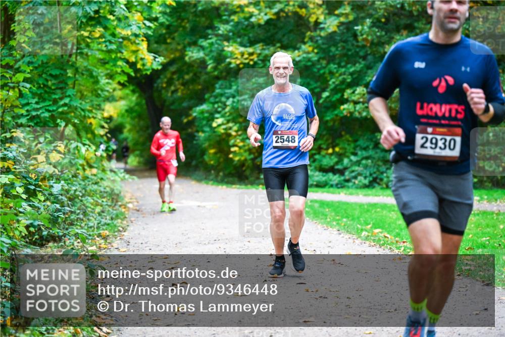 12.10.2025 - Bramfelder Halbmarathon 2025 Dr. Thomas Lammeyer http://msf.ph/oto/9346448 12.10.2025 10:20:05 Laufen 2548, 2930 meine-sportfotos.de