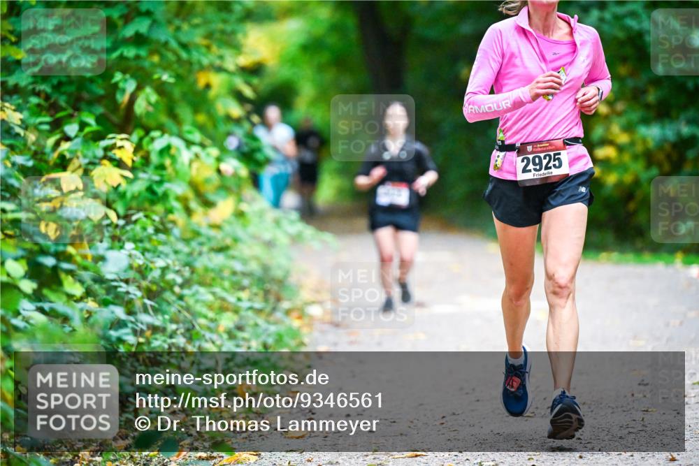 12.10.2025 - Bramfelder Halbmarathon 2025 Dr. Thomas Lammeyer http://msf.ph/oto/9346561 12.10.2025 10:20:42 Laufen 2925 meine-sportfotos.de