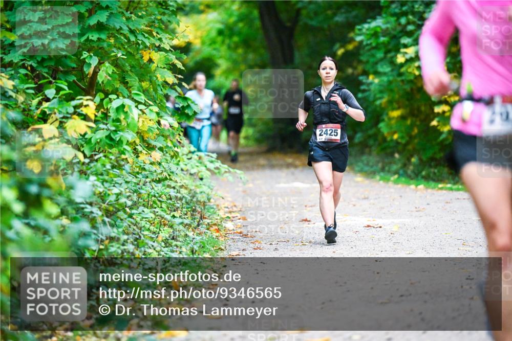 12.10.2025 - Bramfelder Halbmarathon 2025 Dr. Thomas Lammeyer http://msf.ph/oto/9346565 12.10.2025 10:20:43 Laufen 2425, 827, 20 meine-sportfotos.de