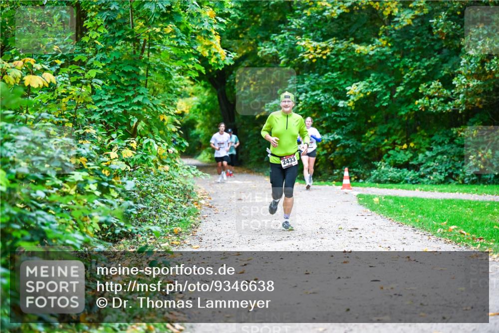 12.10.2025 - Bramfelder Halbmarathon 2025 Dr. Thomas Lammeyer http://msf.ph/oto/9346638 12.10.2025 10:21:00 Laufen  meine-sportfotos.de