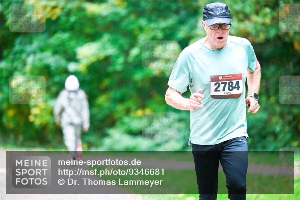 12.10.2025 - Bramfelder Halbmarathon 2025 Dr. Thomas Lammeyer http://msf.ph/oto/9346681 12.10.2025 10:21:11 Laufen 34, 2784 meine-sportfotos.de