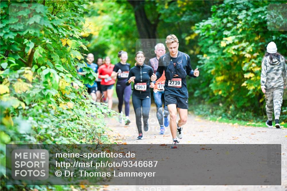 12.10.2025 - Bramfelder Halbmarathon 2025 Dr. Thomas Lammeyer http://msf.ph/oto/9346687 12.10.2025 10:21:15 Laufen 2739, 2963, 2, 270 meine-sportfotos.de