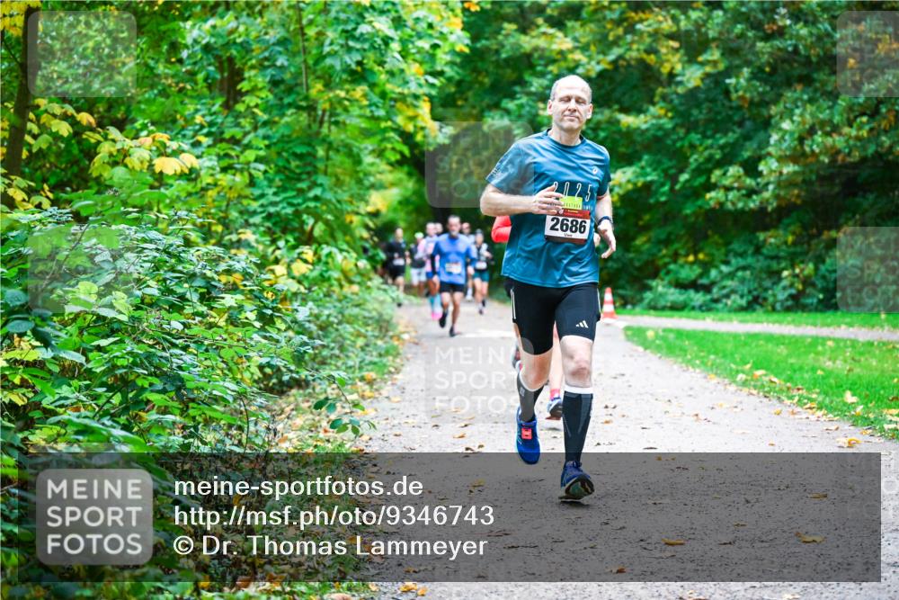 12.10.2025 - Bramfelder Halbmarathon 2025 Dr. Thomas Lammeyer http://msf.ph/oto/9346743 12.10.2025 10:21:26 Laufen 2025, 2686 meine-sportfotos.de
