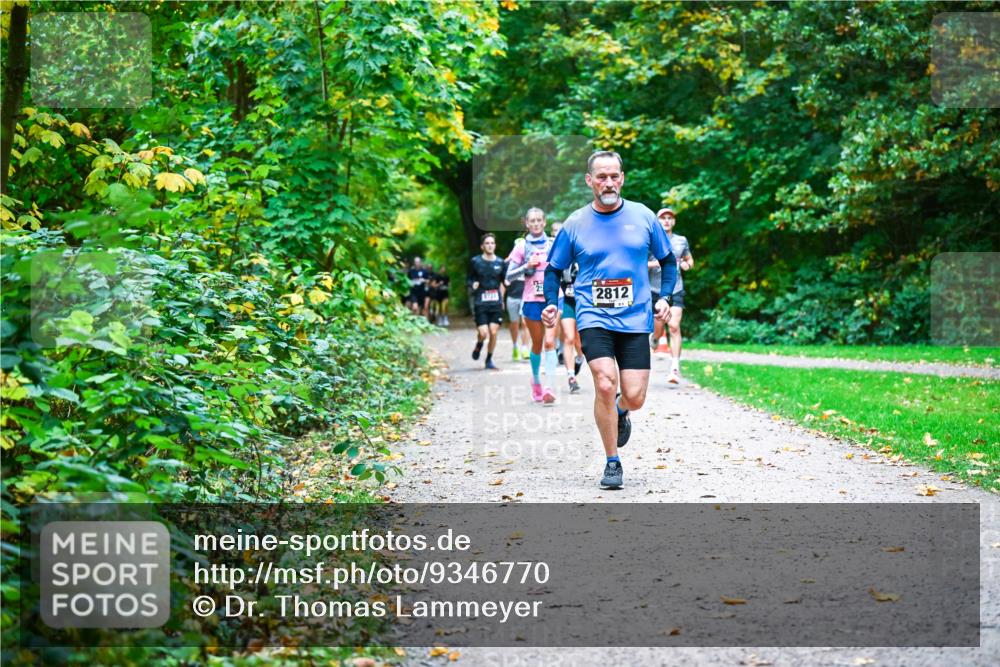 12.10.2025 - Bramfelder Halbmarathon 2025 Dr. Thomas Lammeyer http://msf.ph/oto/9346770 12.10.2025 10:21:31 Laufen 2, 2812 meine-sportfotos.de
