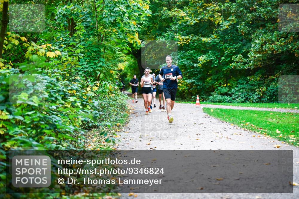 12.10.2025 - Bramfelder Halbmarathon 2025 Dr. Thomas Lammeyer http://msf.ph/oto/9346824 12.10.2025 10:21:40 Laufen 2972, 2451 meine-sportfotos.de