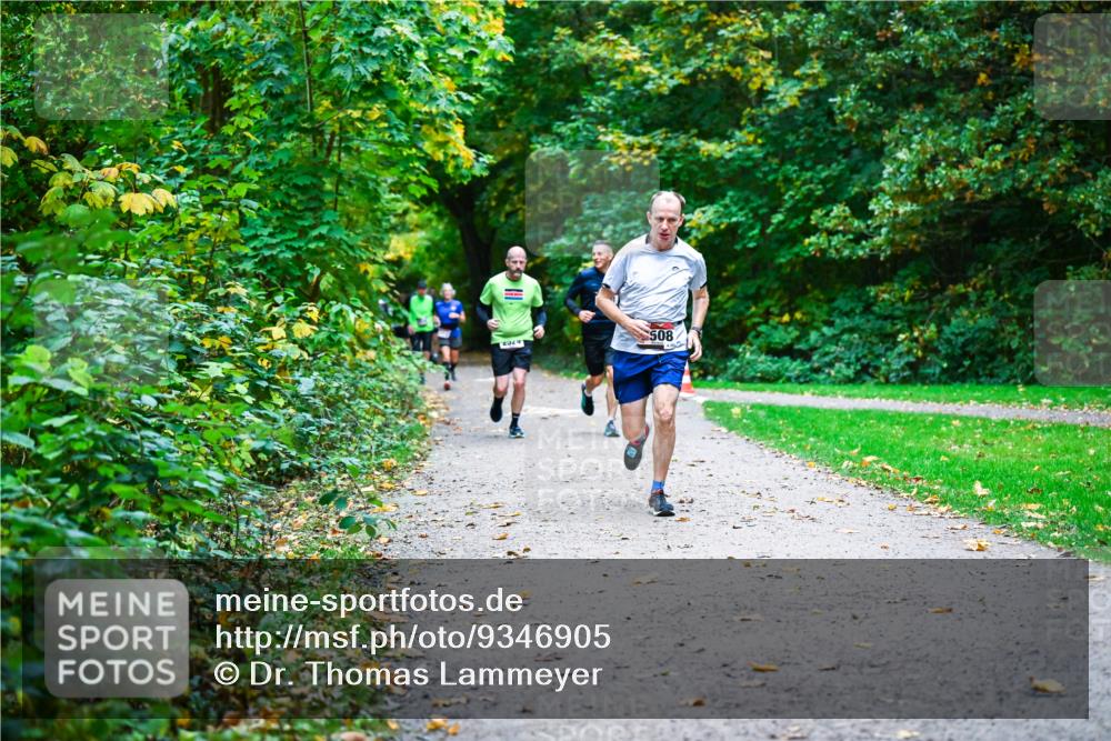 12.10.2025 - Bramfelder Halbmarathon 2025 Dr. Thomas Lammeyer http://msf.ph/oto/9346905 12.10.2025 10:21:57 Laufen 508, 6702 meine-sportfotos.de