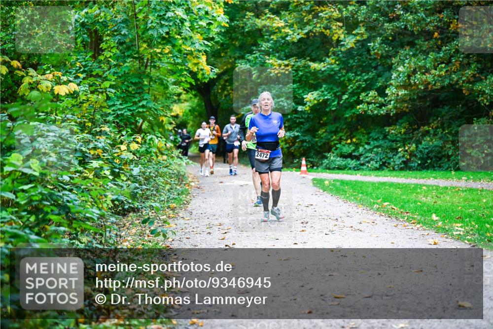 12.10.2025 - Bramfelder Halbmarathon 2025 Dr. Thomas Lammeyer http://msf.ph/oto/9346945 12.10.2025 10:22:04 Laufen 2472 meine-sportfotos.de