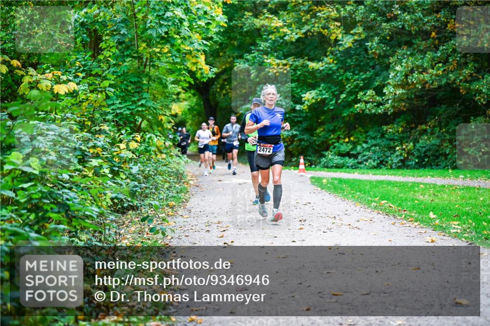 12.10.2025 - Bramfelder Halbmarathon 2025 Dr. Thomas Lammeyer http://msf.ph/oto/9346946 12.10.2025 10:22:04 Laufen 2472 meine-sportfotos.de