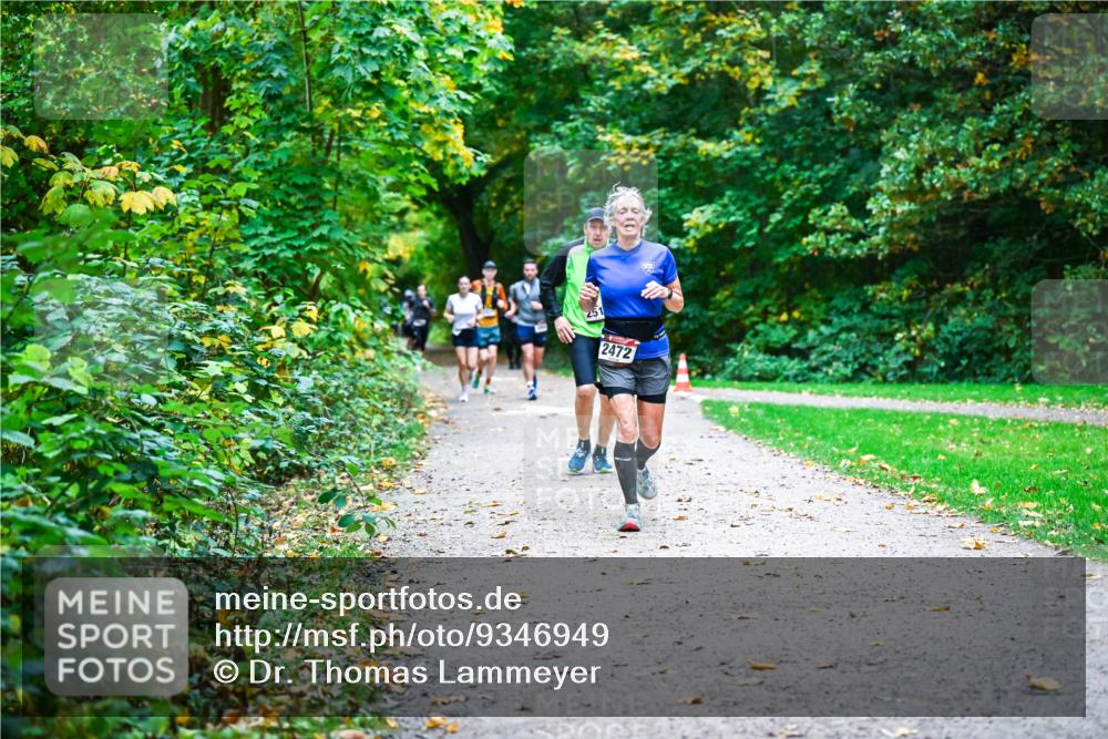12.10.2025 - Bramfelder Halbmarathon 2025 Dr. Thomas Lammeyer http://msf.ph/oto/9346949 12.10.2025 10:22:04 Laufen 251, 2472 meine-sportfotos.de