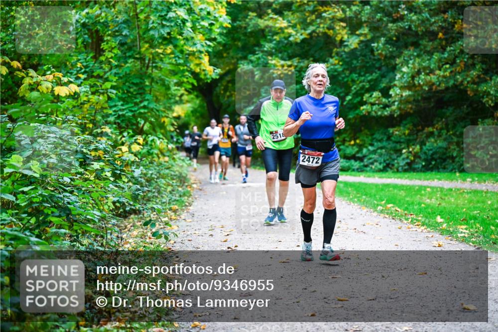 12.10.2025 - Bramfelder Halbmarathon 2025 Dr. Thomas Lammeyer http://msf.ph/oto/9346955 12.10.2025 10:22:05 Laufen 2518, 2472 meine-sportfotos.de
