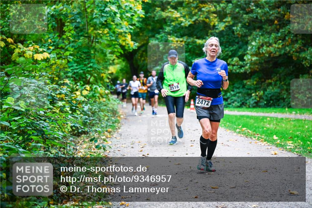 12.10.2025 - Bramfelder Halbmarathon 2025 Dr. Thomas Lammeyer http://msf.ph/oto/9346957 12.10.2025 10:22:05 Laufen 2518, 2472 meine-sportfotos.de