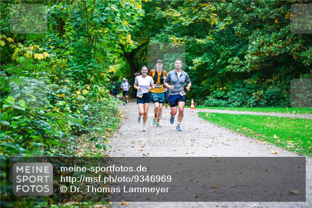12.10.2025 - Bramfelder Halbmarathon 2025 Dr. Thomas Lammeyer http://msf.ph/oto/9346969 12.10.2025 10:22:09 Laufen 2826, 289 meine-sportfotos.de
