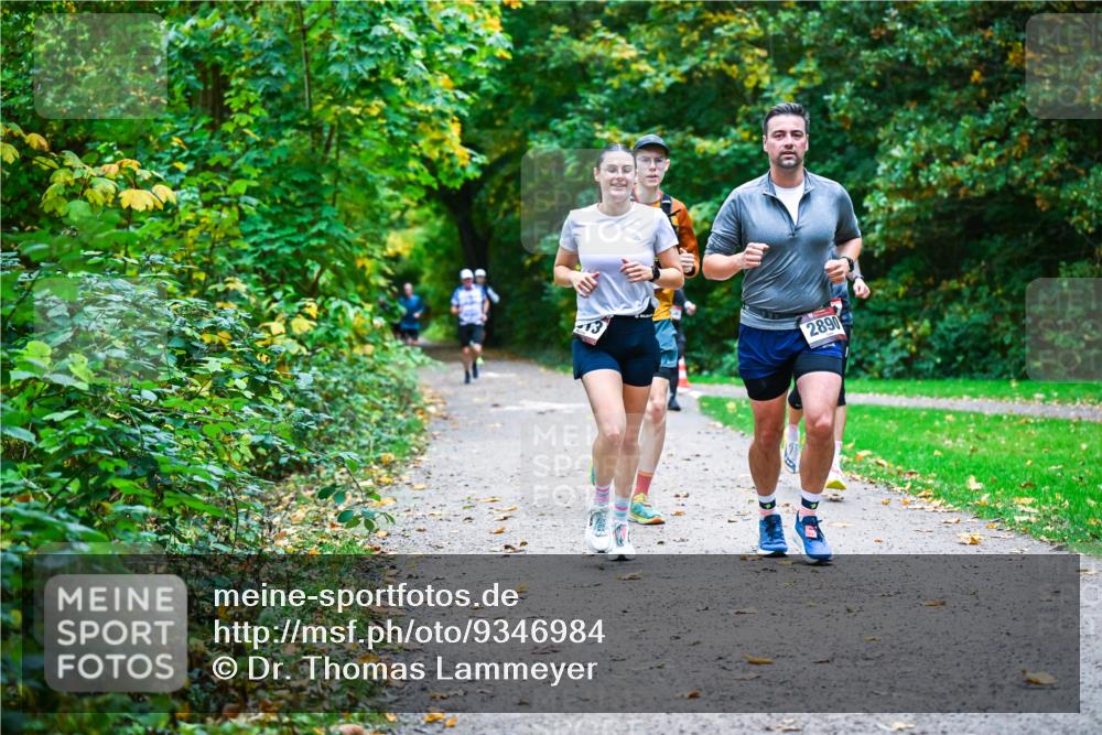 12.10.2025 - Bramfelder Halbmarathon 2025 Dr. Thomas Lammeyer http://msf.ph/oto/9346984 12.10.2025 10:22:11 Laufen 13, 2890 meine-sportfotos.de