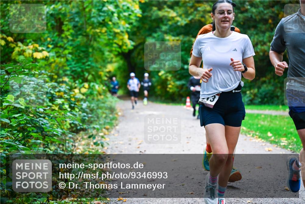 12.10.2025 - Bramfelder Halbmarathon 2025 Dr. Thomas Lammeyer http://msf.ph/oto/9346993 12.10.2025 10:22:12 Laufen 3, 43087 meine-sportfotos.de
