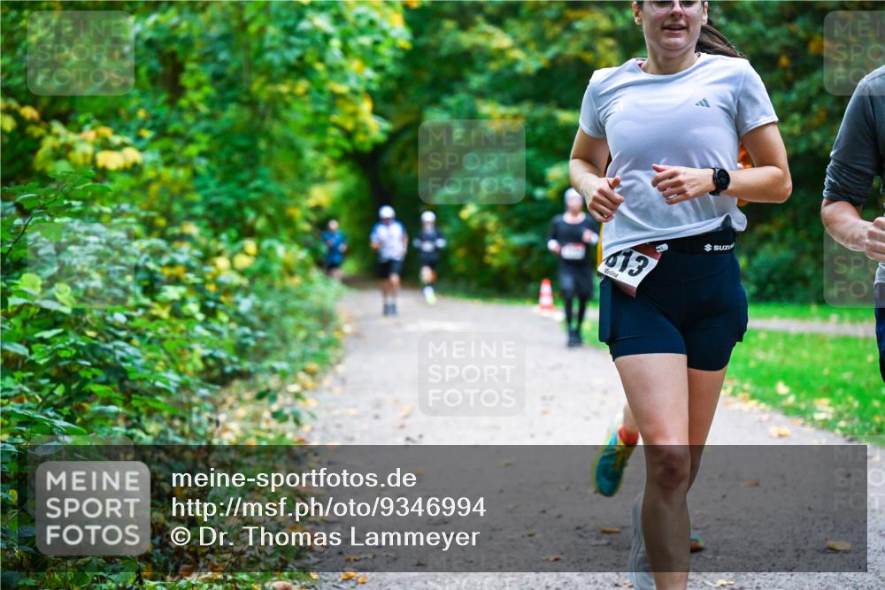 12.10.2025 - Bramfelder Halbmarathon 2025 Dr. Thomas Lammeyer http://msf.ph/oto/9346994 12.10.2025 10:22:13 Laufen 13 meine-sportfotos.de