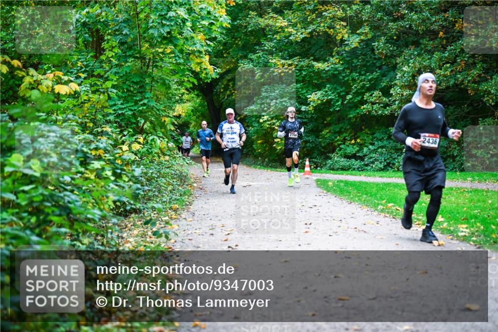 12.10.2025 - Bramfelder Halbmarathon 2025 Dr. Thomas Lammeyer http://msf.ph/oto/9347003 12.10.2025 10:22:16 Laufen 2436, 05, 11, 2022 meine-sportfotos.de