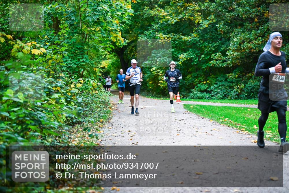 12.10.2025 - Bramfelder Halbmarathon 2025 Dr. Thomas Lammeyer http://msf.ph/oto/9347007 12.10.2025 10:22:16 Laufen 05, 11, 202, 2766, 2436 meine-sportfotos.de