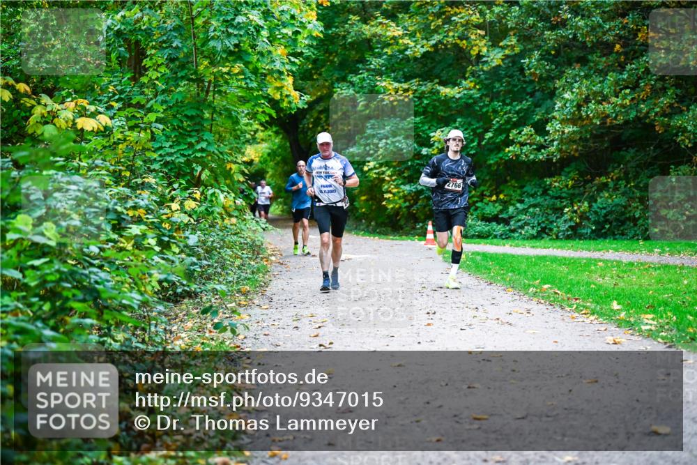 12.10.2025 - Bramfelder Halbmarathon 2025 Dr. Thomas Lammeyer http://msf.ph/oto/9347015 12.10.2025 10:22:17 Laufen 5, 11, 2023, 2766 meine-sportfotos.de