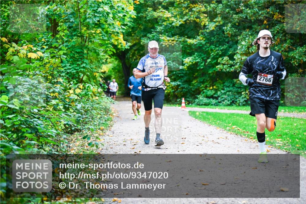 12.10.2025 - Bramfelder Halbmarathon 2025 Dr. Thomas Lammeyer http://msf.ph/oto/9347020 12.10.2025 10:22:19 Laufen 05, 11, 2023, 2766 meine-sportfotos.de