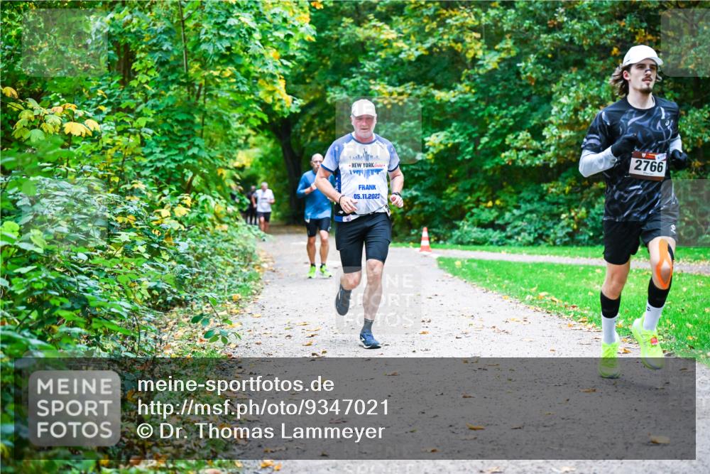 12.10.2025 - Bramfelder Halbmarathon 2025 Dr. Thomas Lammeyer http://msf.ph/oto/9347021 12.10.2025 10:22:19 Laufen 2766, 05, 11, 2023 meine-sportfotos.de