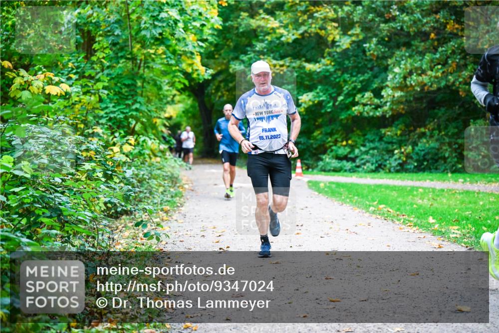 12.10.2025 - Bramfelder Halbmarathon 2025 Dr. Thomas Lammeyer http://msf.ph/oto/9347024 12.10.2025 10:22:20 Laufen 05, 11, 2023 meine-sportfotos.de