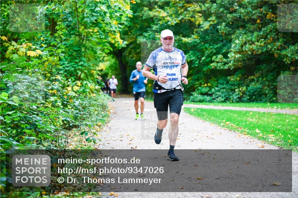 12.10.2025 - Bramfelder Halbmarathon 2025 Dr. Thomas Lammeyer http://msf.ph/oto/9347026 12.10.2025 10:22:20 Laufen 11, 2023 meine-sportfotos.de