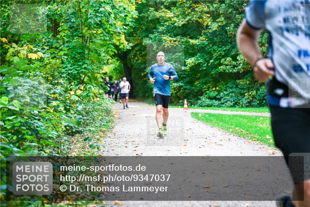 12.10.2025 - Bramfelder Halbmarathon 2025 Dr. Thomas Lammeyer http://msf.ph/oto/9347037 12.10.2025 10:22:22 Laufen  meine-sportfotos.de